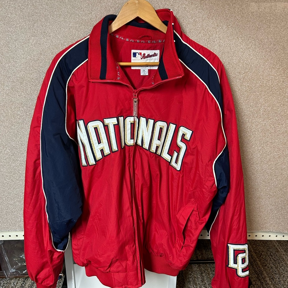 Majestic Authentic Washington Nationals Full Zip‎ Coat, TacNTwill lettering